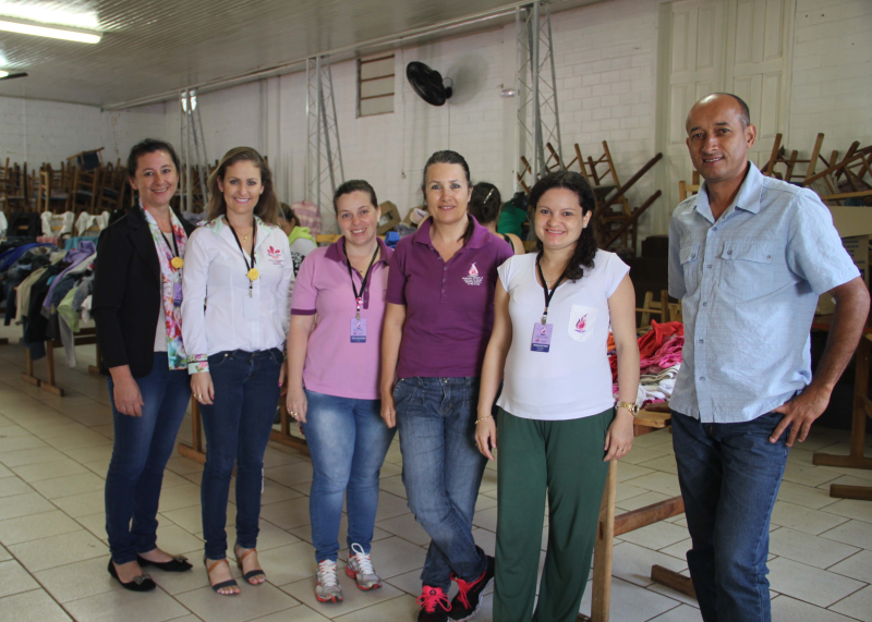 BAZAR BENEFICENTE TIM MAIA CONTINUA HOJE À TARDE